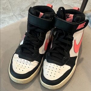 Nike Kids Sneakers - Black, White, and Pink